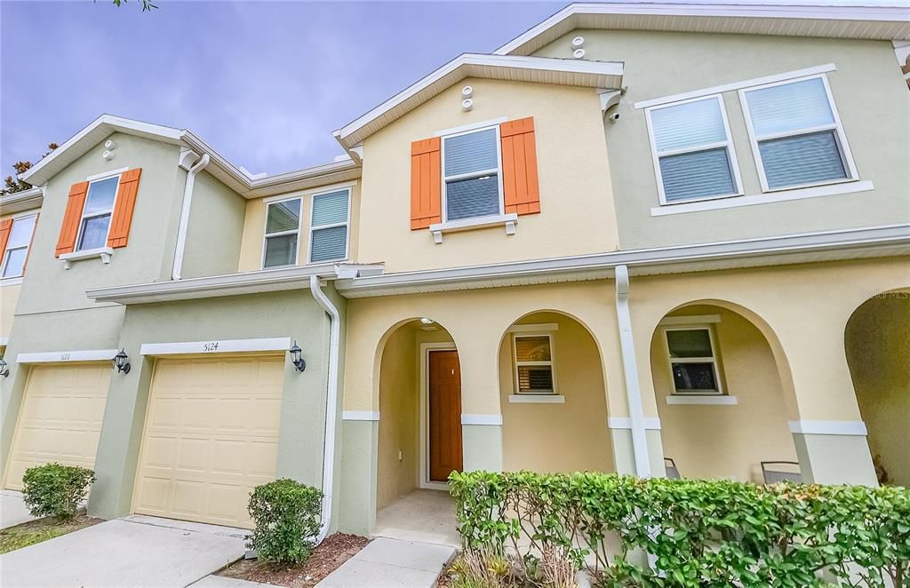 For Rent: $2,250 (4 beds, 3 baths, 1637 Square Feet)