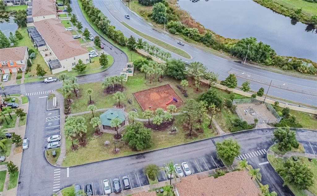 For Rent: $2,250 (4 beds, 3 baths, 1637 Square Feet)
