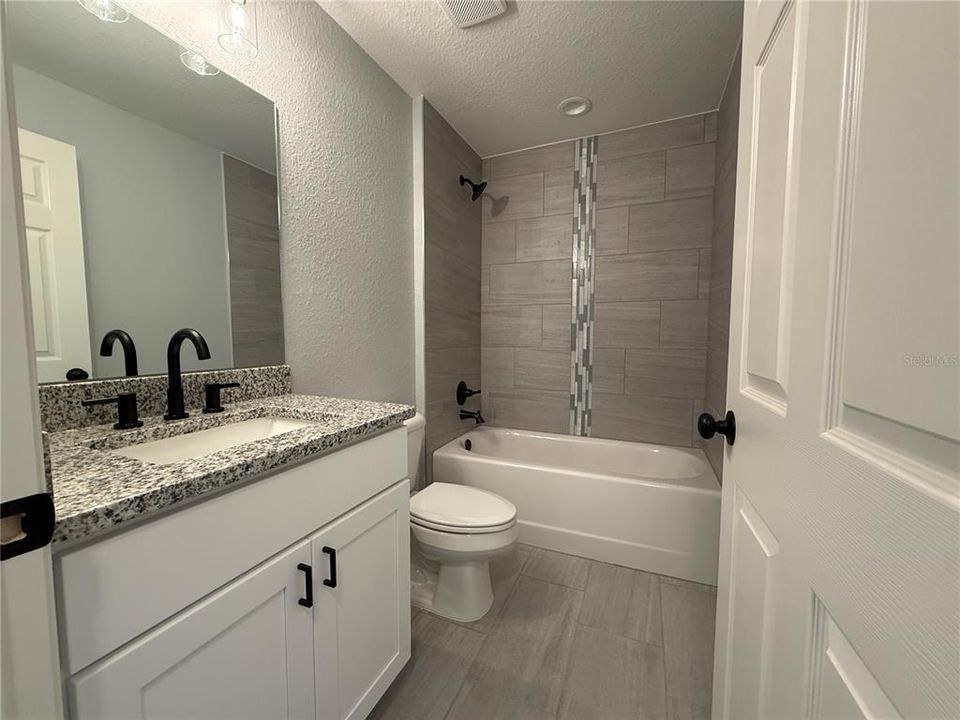 Active With Contract: $248,900 (3 beds, 2 baths, 1380 Square Feet)