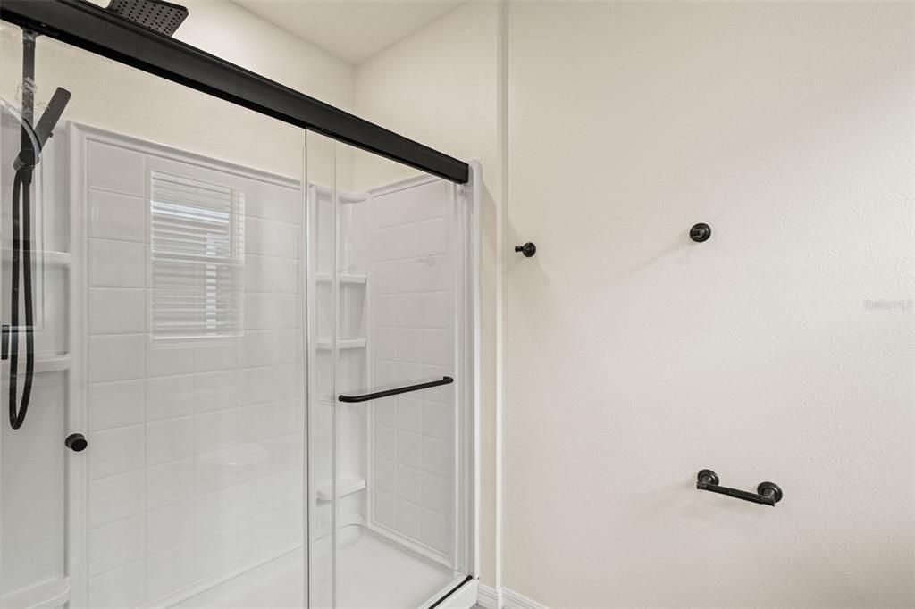 For Sale: $319,900 (4 beds, 2 baths, 1771 Square Feet)
