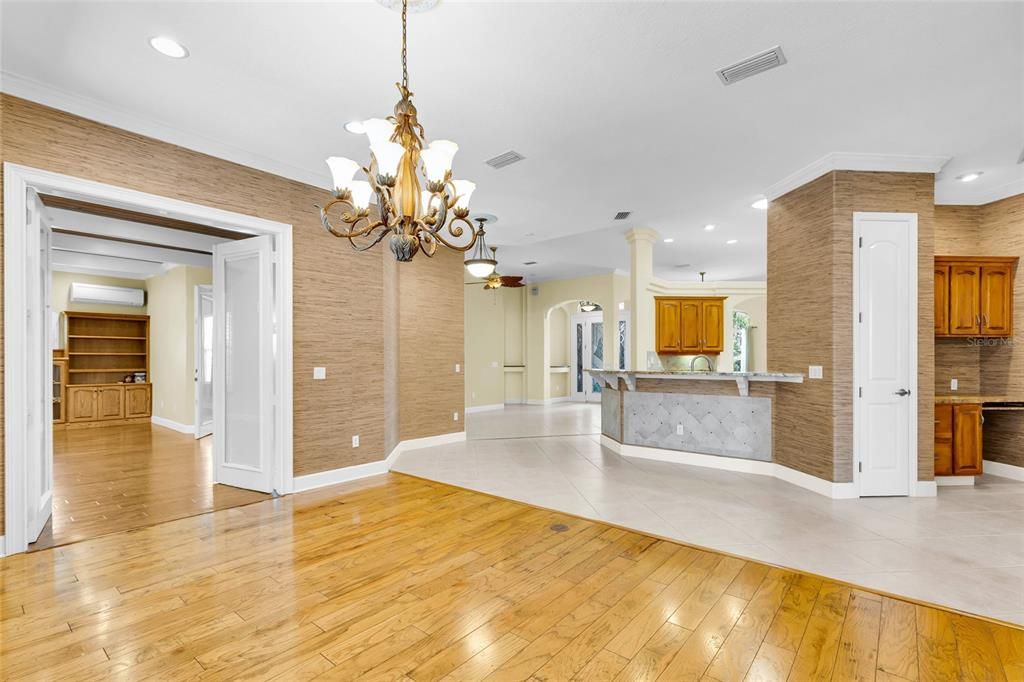 На продажу: $599,999 (4 спален, 3 ванн, 2763 Квадратных фут)