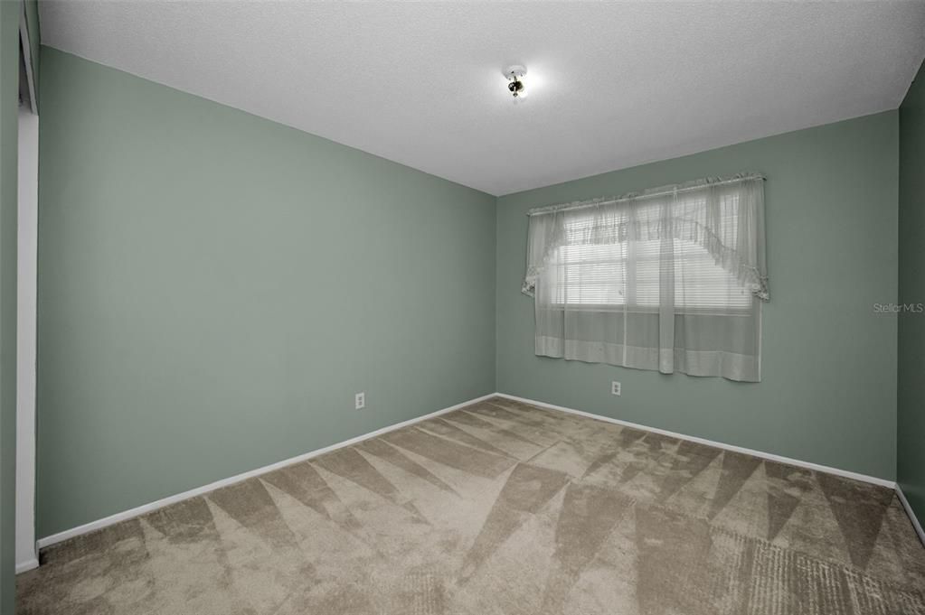For Sale: $109,000 (2 beds, 1 baths, 1100 Square Feet)