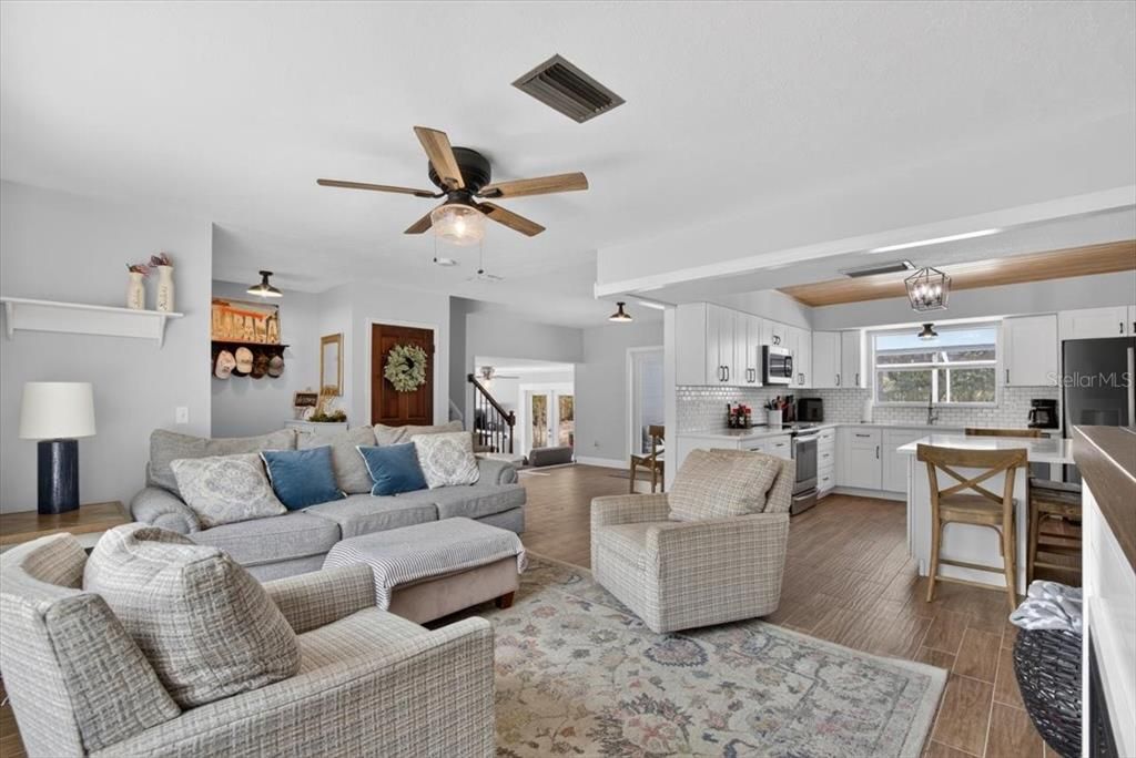 For Sale: $490,000 (4 beds, 3 baths, 2300 Square Feet)