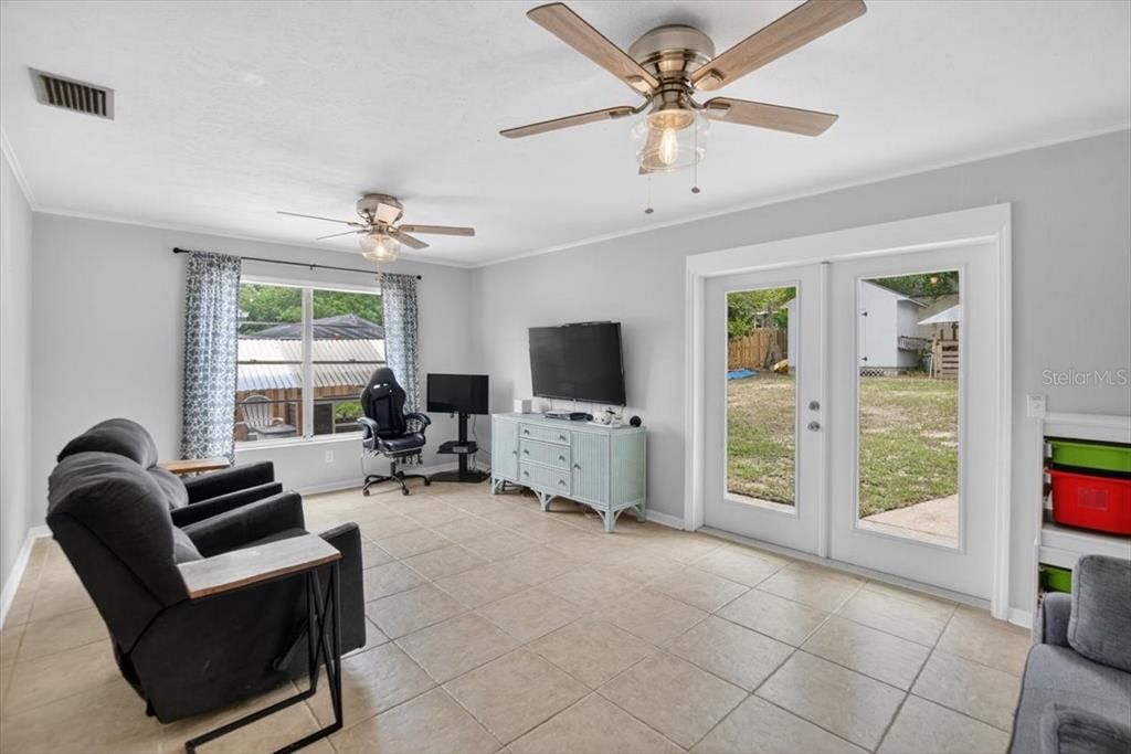 For Sale: $490,000 (4 beds, 3 baths, 2300 Square Feet)