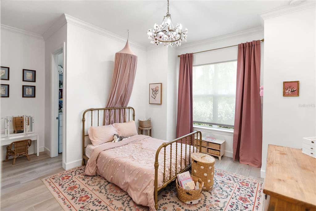 For Sale: $1,250,000 (4 beds, 3 baths, 4120 Square Feet)