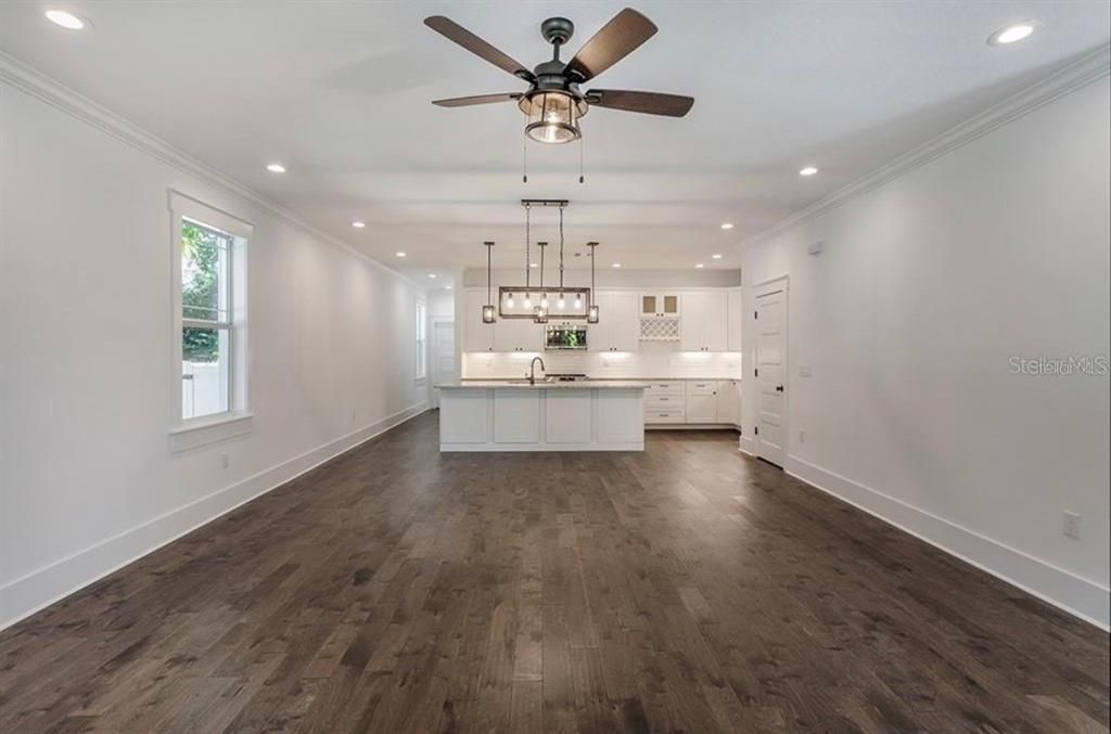 For Rent: $4,500 (4 beds, 3 baths, 2392 Square Feet)