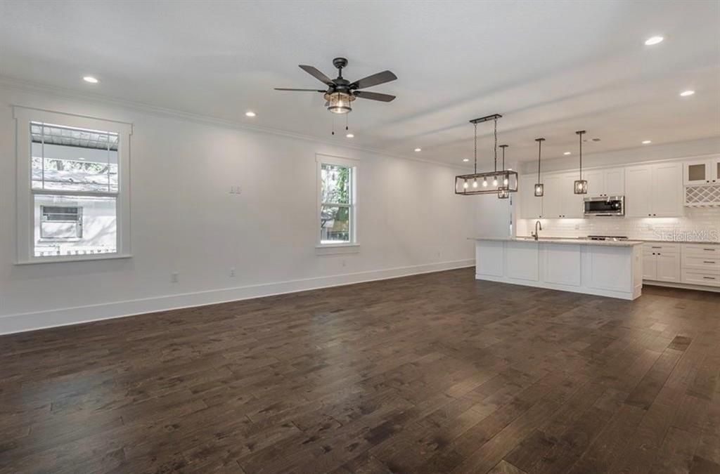 For Rent: $4,500 (4 beds, 3 baths, 2392 Square Feet)