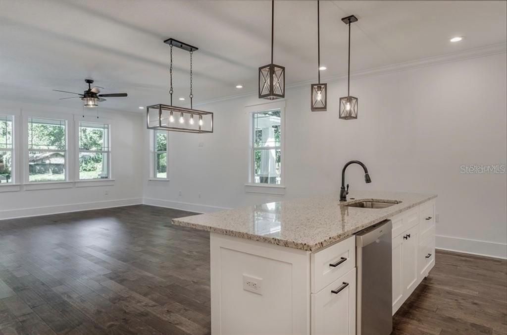 For Rent: $4,500 (4 beds, 3 baths, 2392 Square Feet)