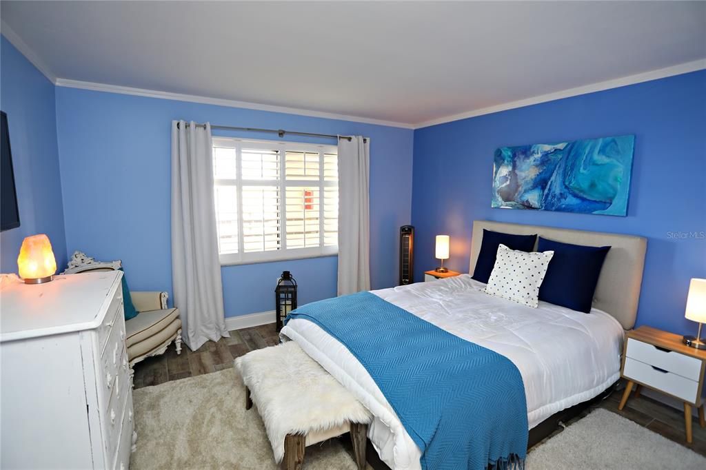 For Rent: $2,300 (1 beds, 1 baths, 790 Square Feet)