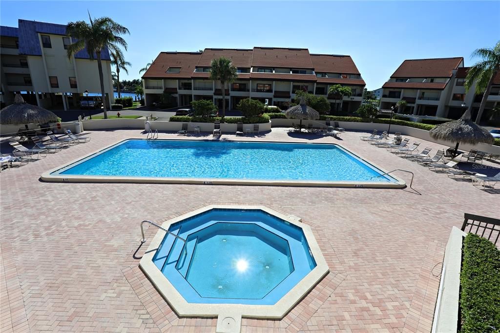For Rent: $2,300 (1 beds, 1 baths, 790 Square Feet)