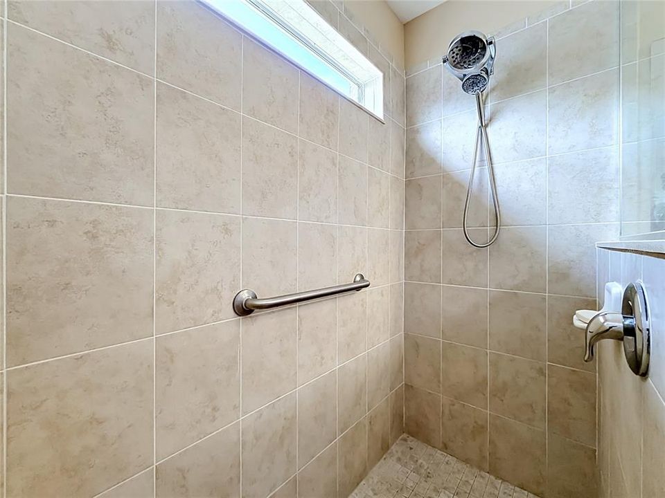 En Venta: $289,900 (3 camas, 2 baños, 1794 Pies cuadrados)