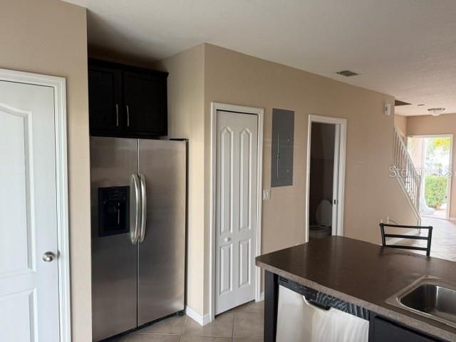 В аренду: $1,950 (2 спален, 2 ванн, 1056 Квадратных фут)