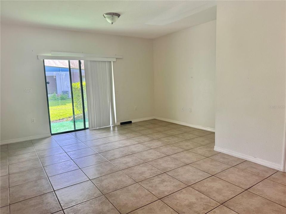 For Rent: $1,800 (2 beds, 2 baths, 1144 Square Feet)