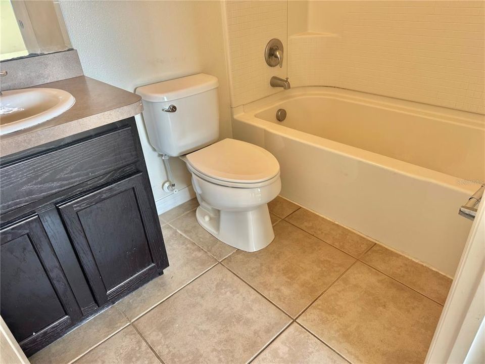 For Rent: $1,800 (2 beds, 2 baths, 1144 Square Feet)