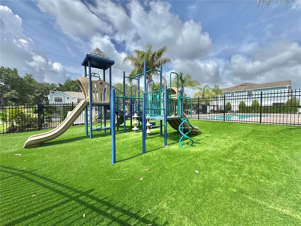 For Rent: $1,800 (2 beds, 2 baths, 1144 Square Feet)