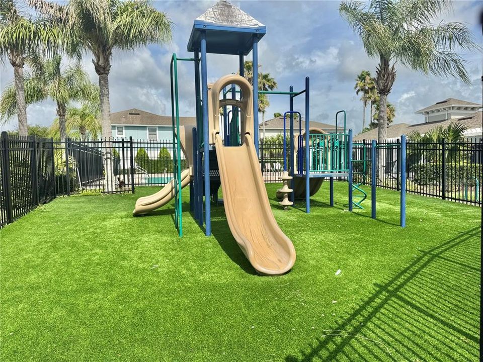 For Rent: $1,800 (2 beds, 2 baths, 1144 Square Feet)