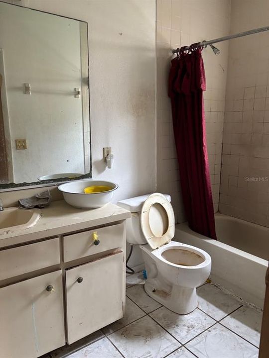 For Sale: $275,000 (3 beds, 2 baths, 1462 Square Feet)