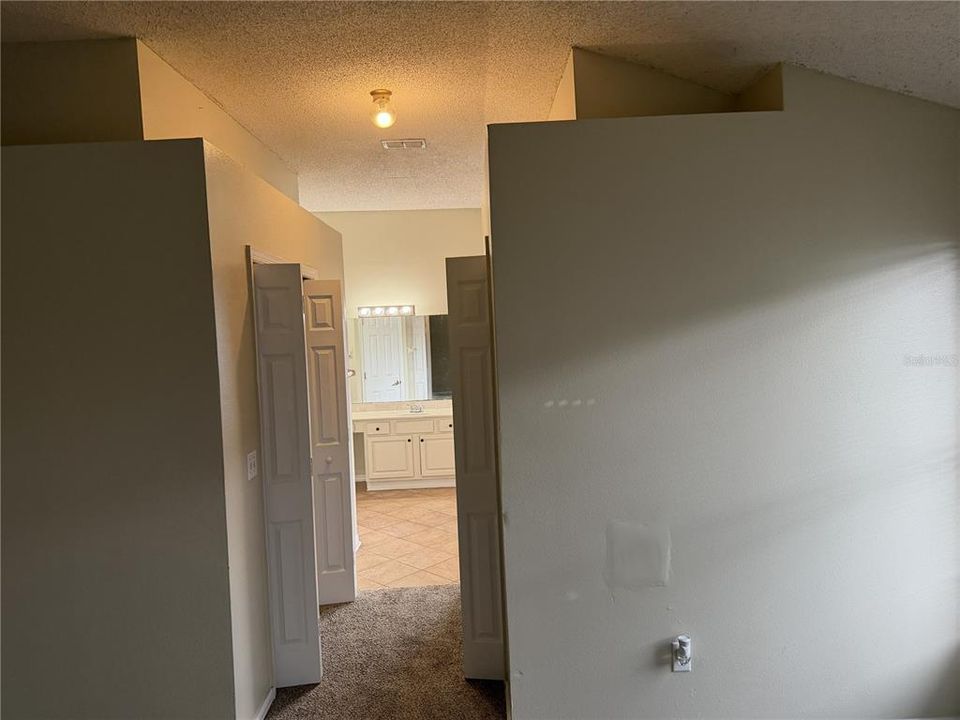 For Sale: $468,000 (4 beds, 2 baths, 2563 Square Feet)