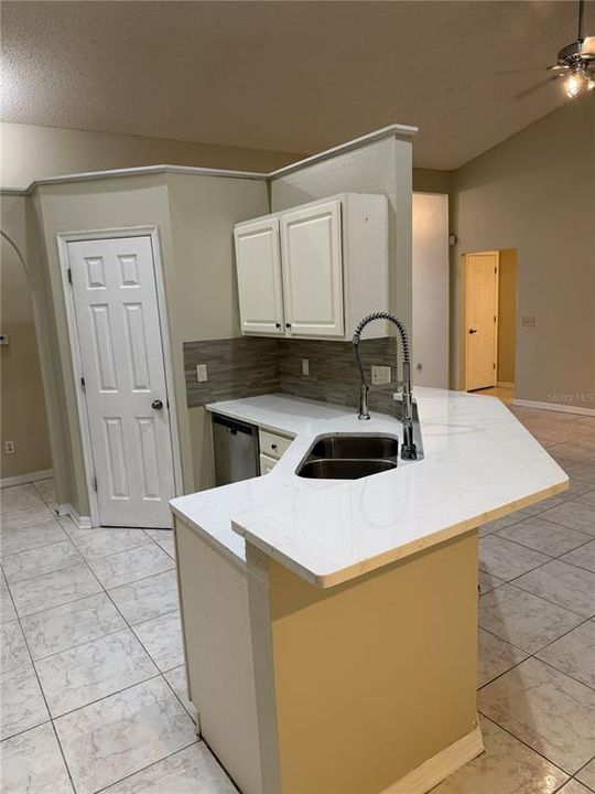 For Sale: $468,000 (4 beds, 2 baths, 2563 Square Feet)