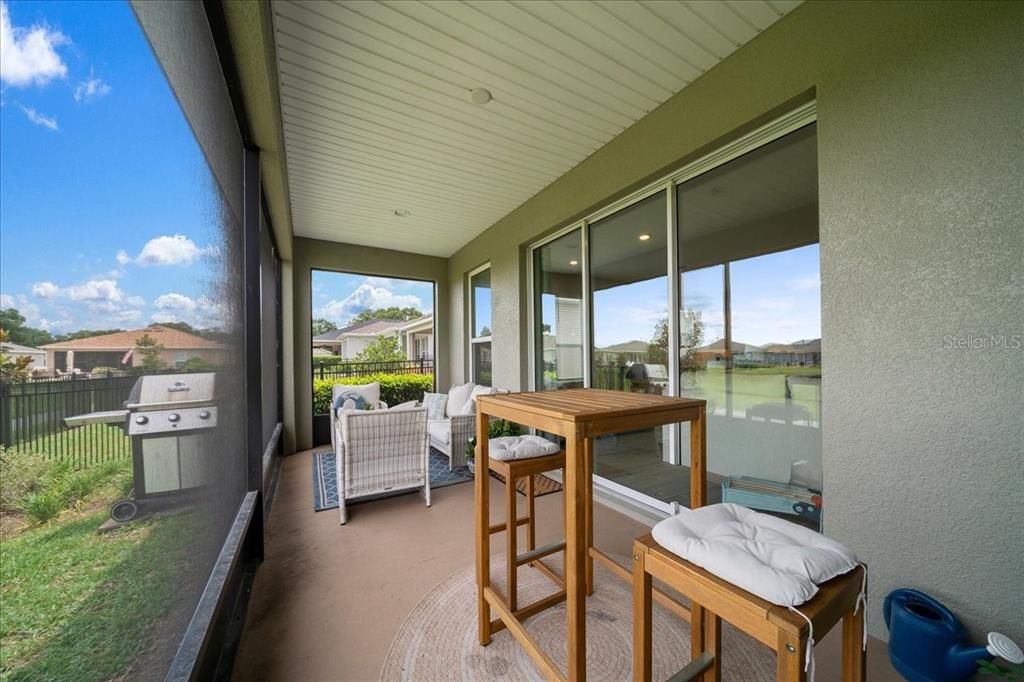 For Sale: $479,000 (2 beds, 2 baths, 2059 Square Feet)