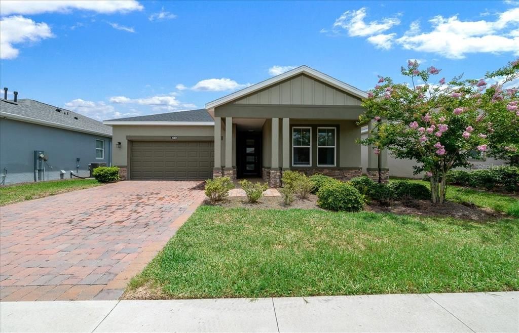 For Sale: $479,000 (2 beds, 2 baths, 2059 Square Feet)