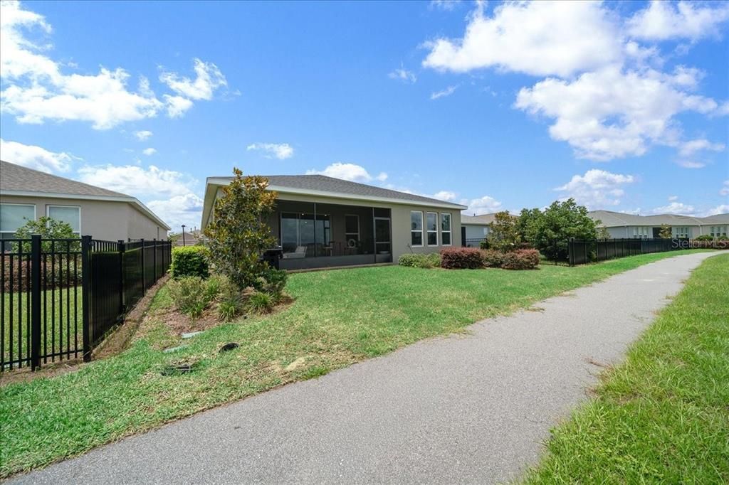 For Sale: $479,000 (2 beds, 2 baths, 2059 Square Feet)