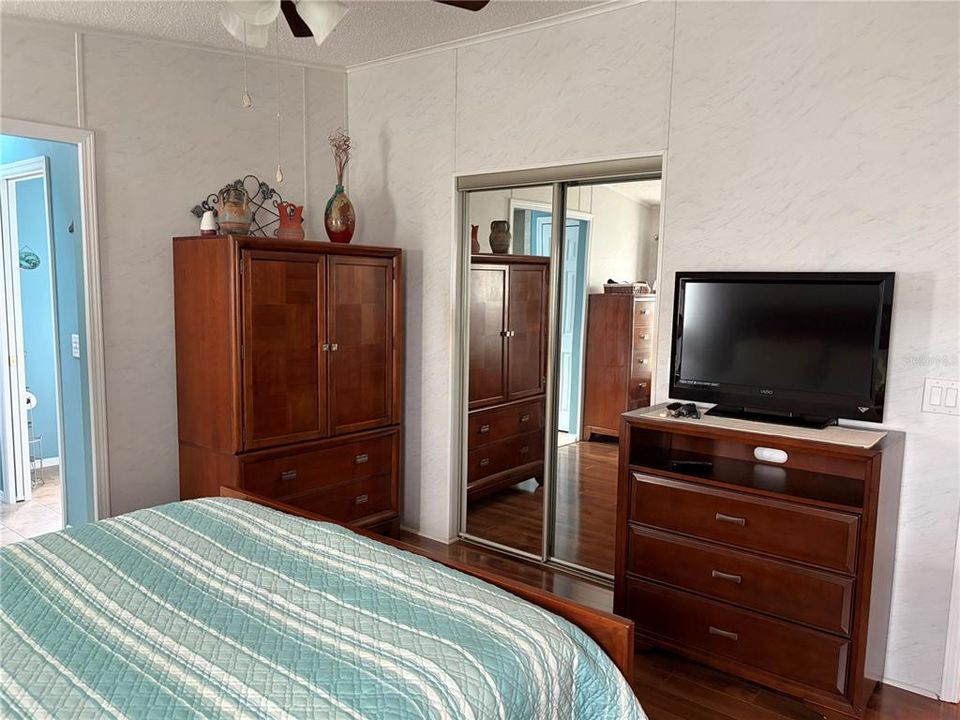 На продажу: $199,900 (3 спален, 2 ванн, 1550 Квадратных фут)