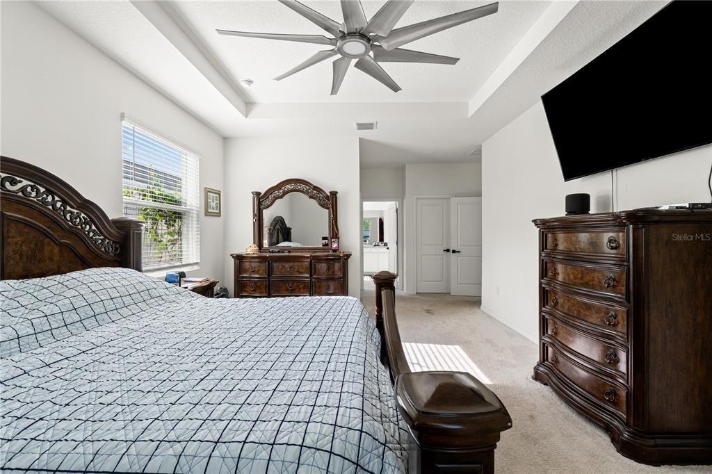 For Sale: $465,000 (4 beds, 3 baths, 2557 Square Feet)