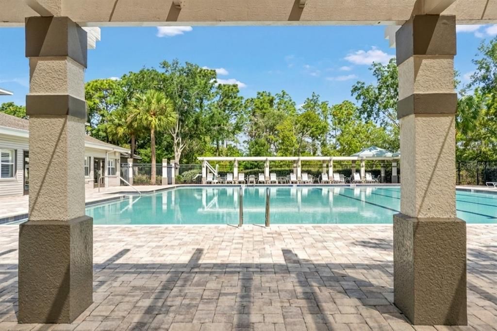 For Sale: $465,000 (4 beds, 3 baths, 2557 Square Feet)