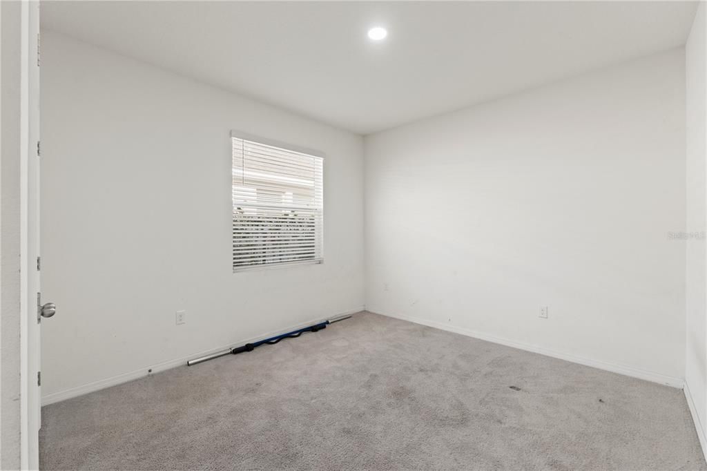 For Sale: $465,000 (4 beds, 3 baths, 2557 Square Feet)