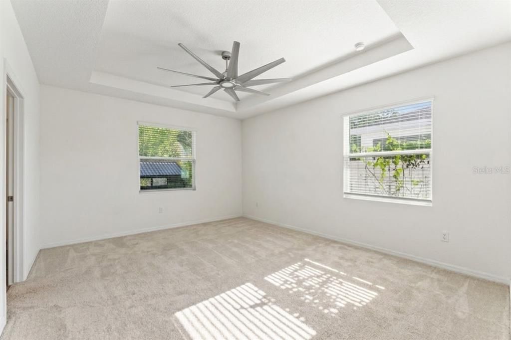 For Sale: $465,000 (4 beds, 3 baths, 2557 Square Feet)