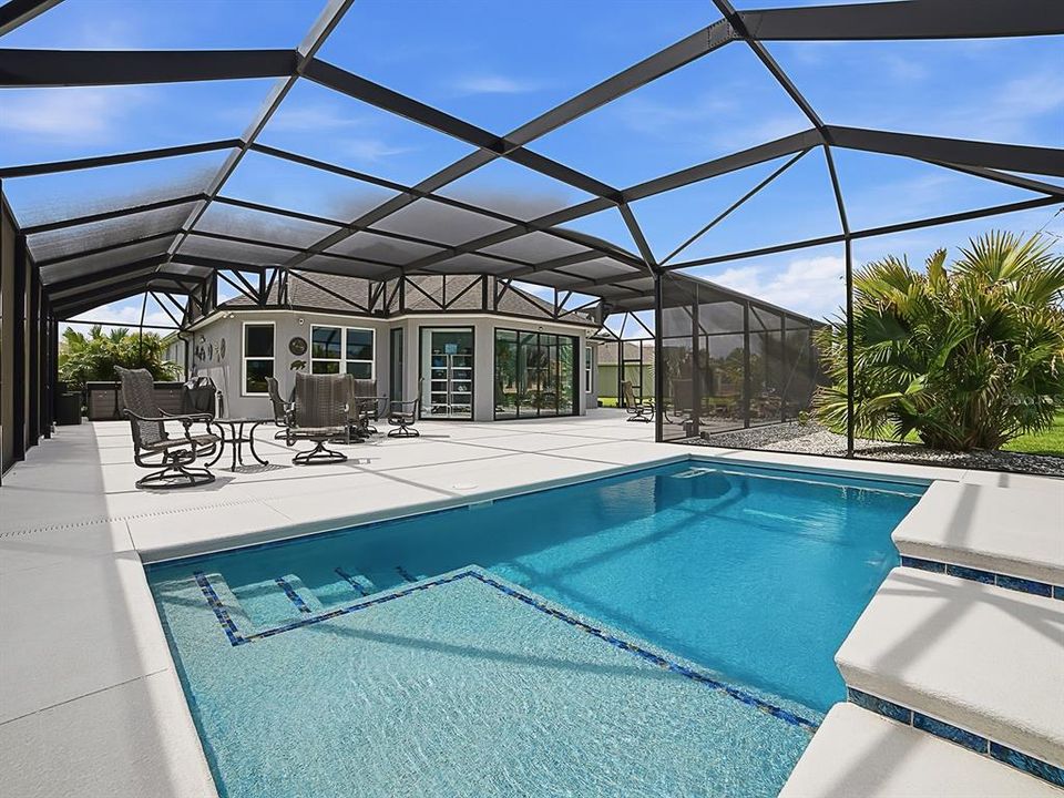 For Sale: $995,000 (3 beds, 2 baths, 2274 Square Feet)