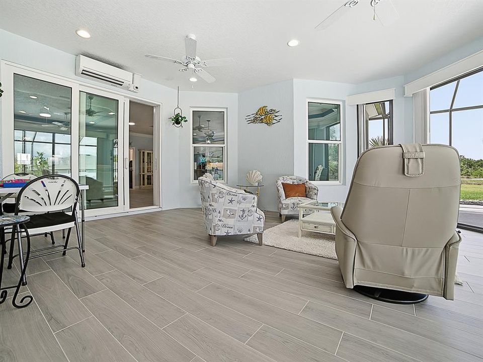 For Sale: $995,000 (3 beds, 2 baths, 2274 Square Feet)