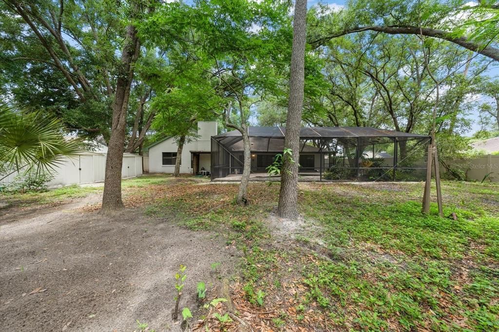 En Venta: $570,000 (4 camas, 2 baños, 2044 Pies cuadrados)