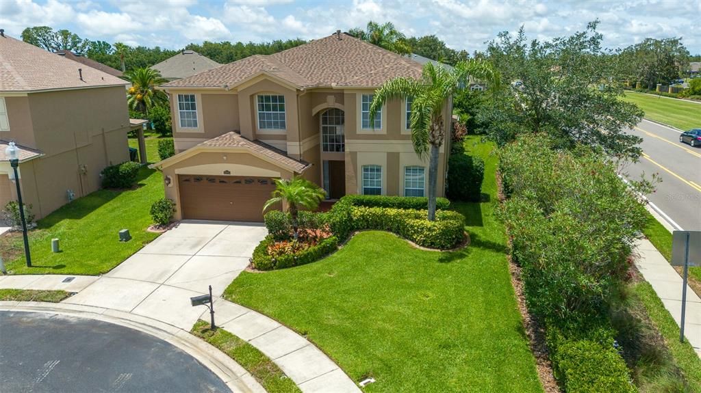For Sale: $779,000 (5 beds, 3 baths, 3524 Square Feet)