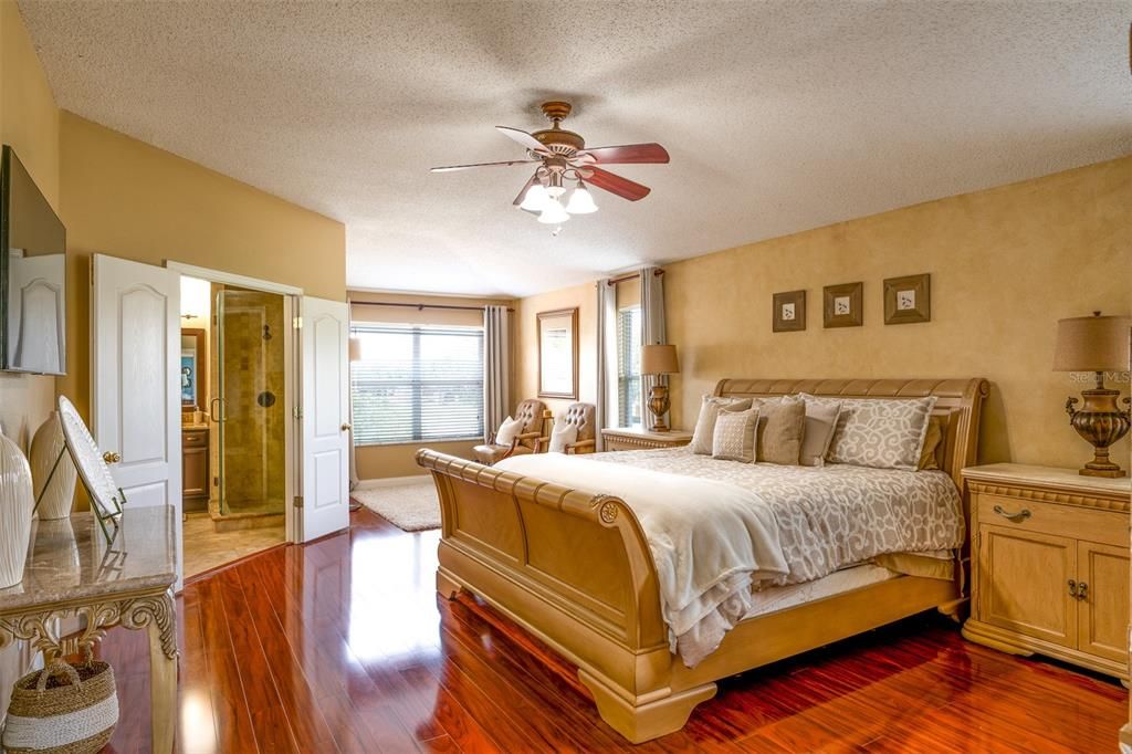 For Sale: $779,000 (5 beds, 3 baths, 3524 Square Feet)