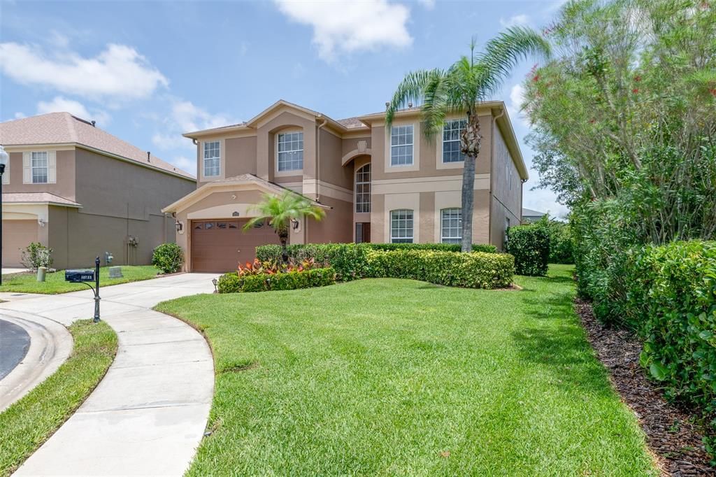For Sale: $779,000 (5 beds, 3 baths, 3524 Square Feet)