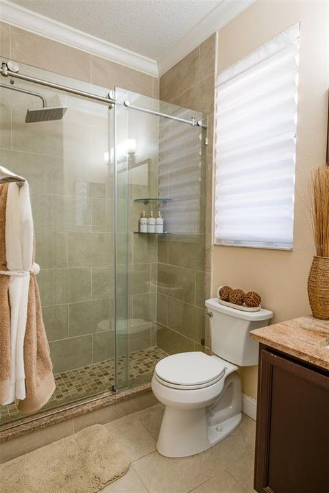 For Sale: $779,000 (5 beds, 3 baths, 3524 Square Feet)
