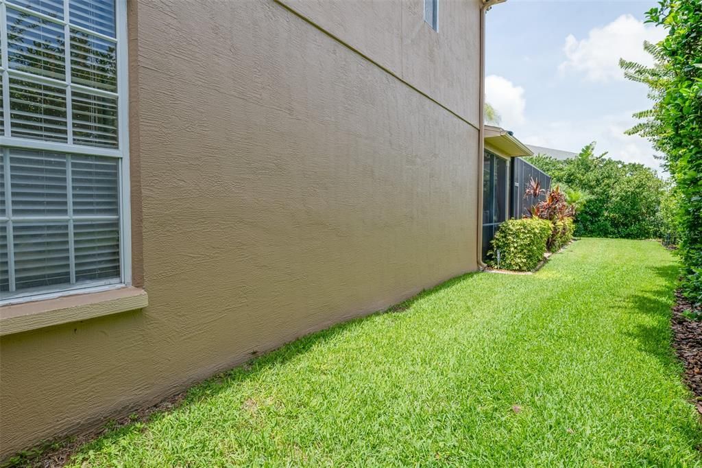 For Sale: $779,000 (5 beds, 3 baths, 3524 Square Feet)