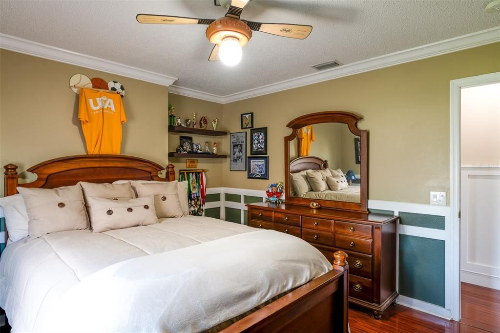 For Sale: $779,000 (5 beds, 3 baths, 3524 Square Feet)