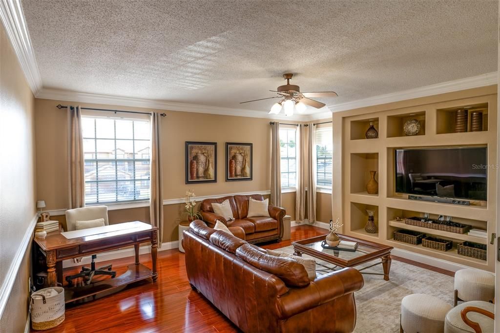 For Sale: $779,000 (5 beds, 3 baths, 3524 Square Feet)