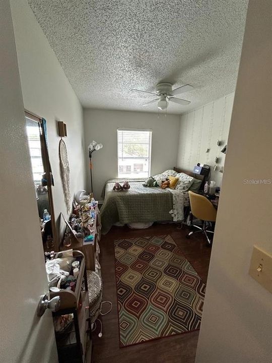 For Rent: $2,100 (3 beds, 2 baths, 1192 Square Feet)