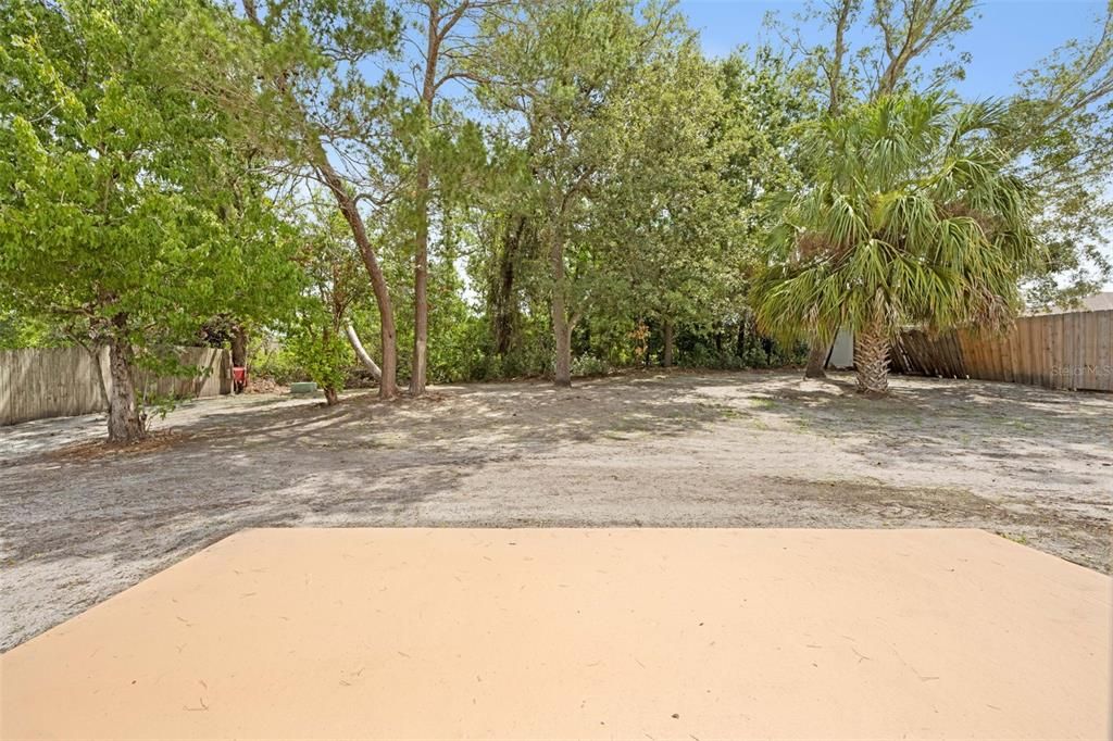 For Sale: $275,000 (3 beds, 2 baths, 1330 Square Feet)