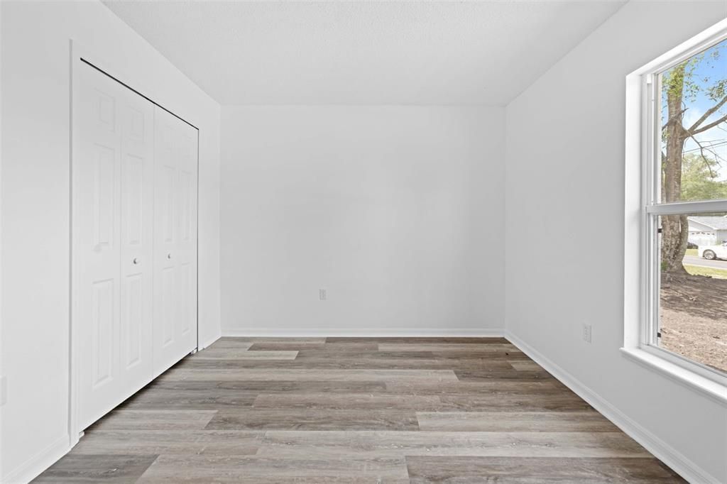 For Sale: $275,000 (3 beds, 2 baths, 1330 Square Feet)