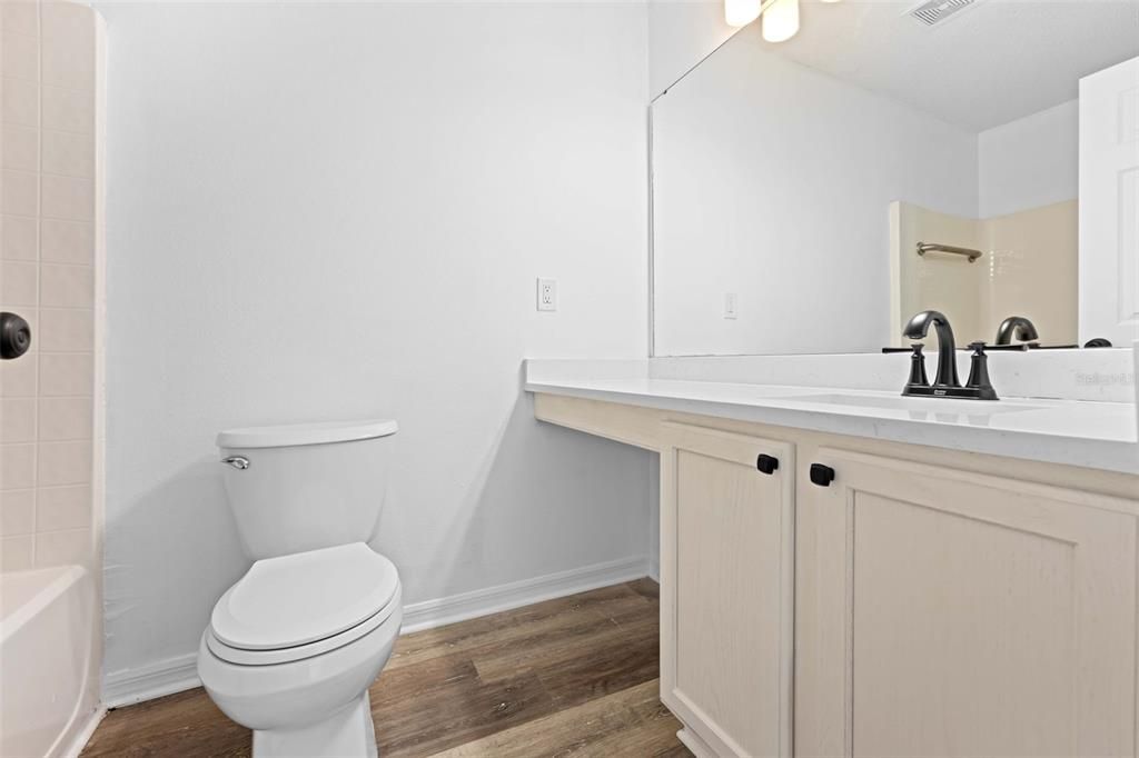 For Sale: $275,000 (3 beds, 2 baths, 1330 Square Feet)