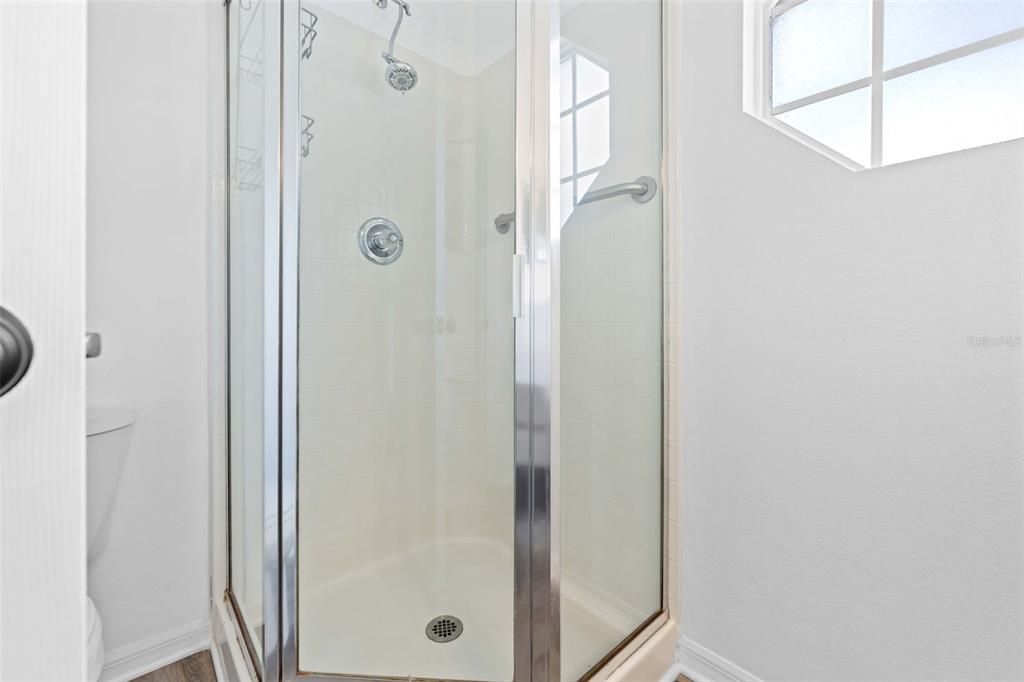 For Sale: $275,000 (3 beds, 2 baths, 1330 Square Feet)
