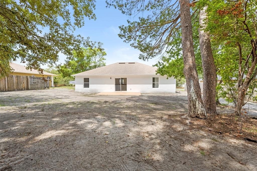 For Sale: $275,000 (3 beds, 2 baths, 1330 Square Feet)