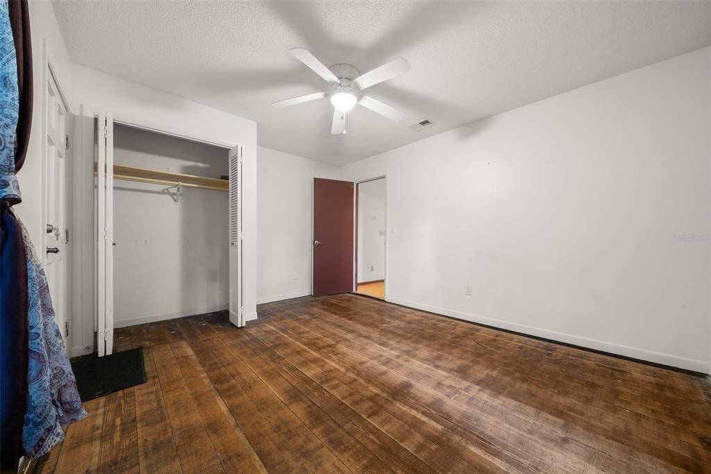 En Venta: $450,000 (4 camas, 3 baños, 2824 Pies cuadrados)