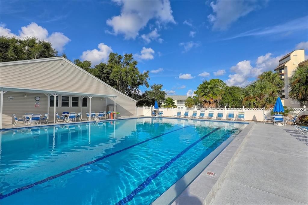 For Rent: $2,400 (2 beds, 2 baths, 1235 Square Feet)