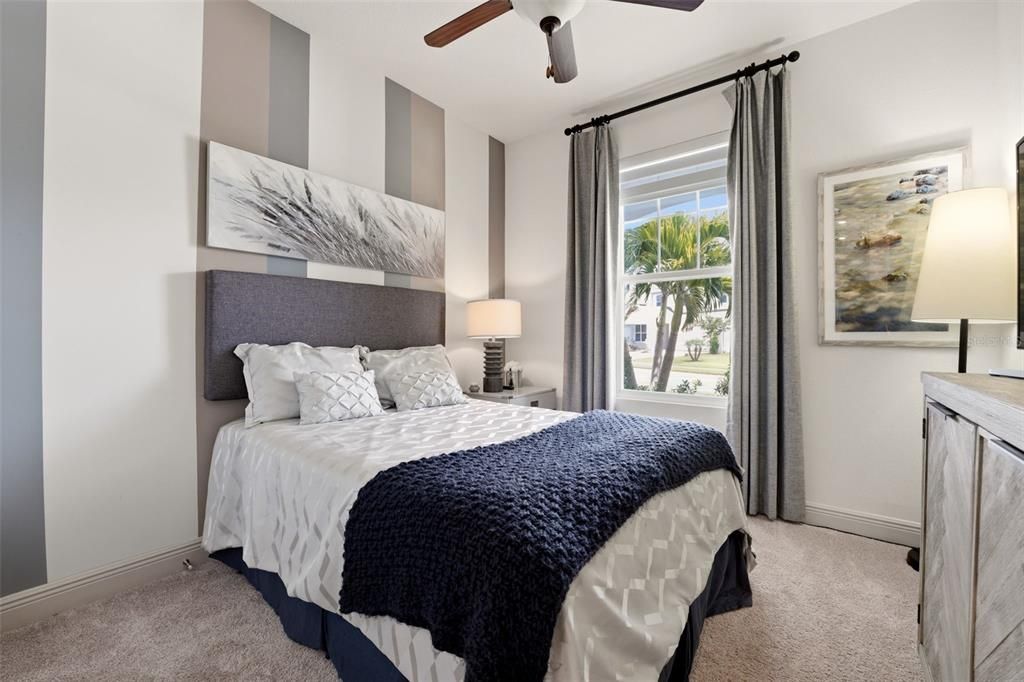 For Sale: $419,800 (2 beds, 2 baths, 1841 Square Feet)